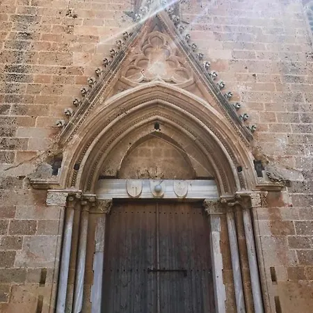 여관 Jasmine 파마구스타