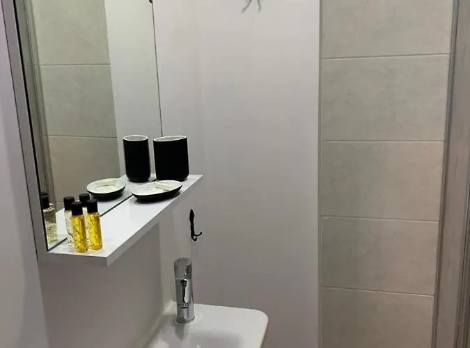 Han/Misafirhane Jasmine *