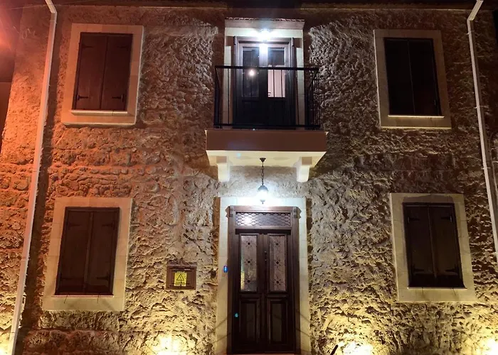 Jasmine Han/Misafirhane Gazimağusa